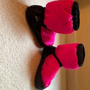 Lina and max warm up dance boots